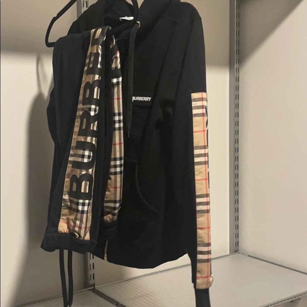 Burberry Sweatsuit